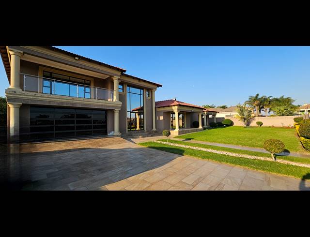 5 BEDROOM HOUSE FOR SALE IN SERALA VIEW